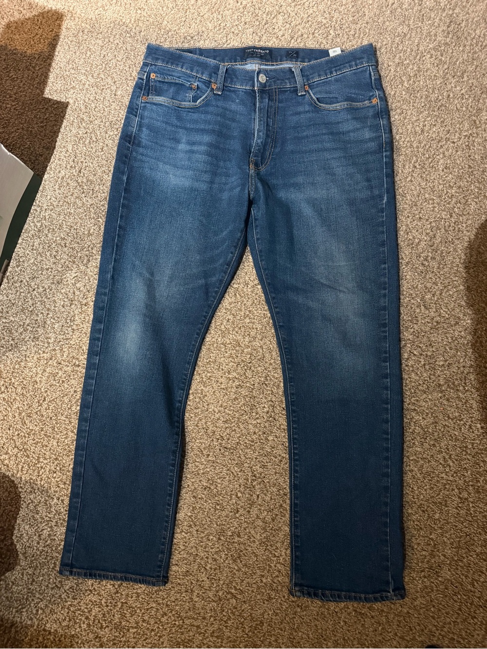Lucky Brand Men's Medium Blue Relaxed Straight Jeans